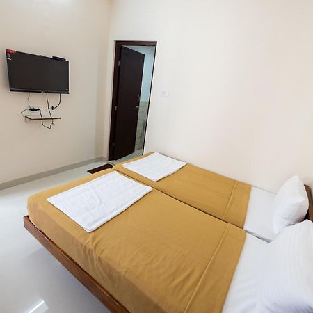 Отель Viba Residency Коимбатур Экстерьер фото