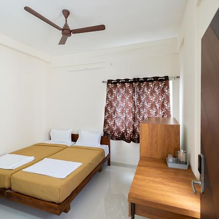 Отель Viba Residency Коимбатур Экстерьер фото
