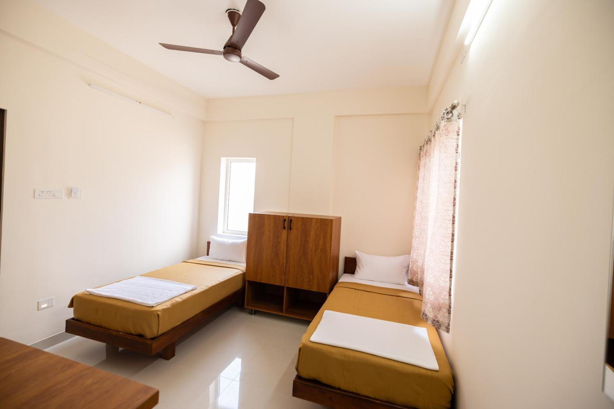 Отель Viba Residency Коимбатур Экстерьер фото